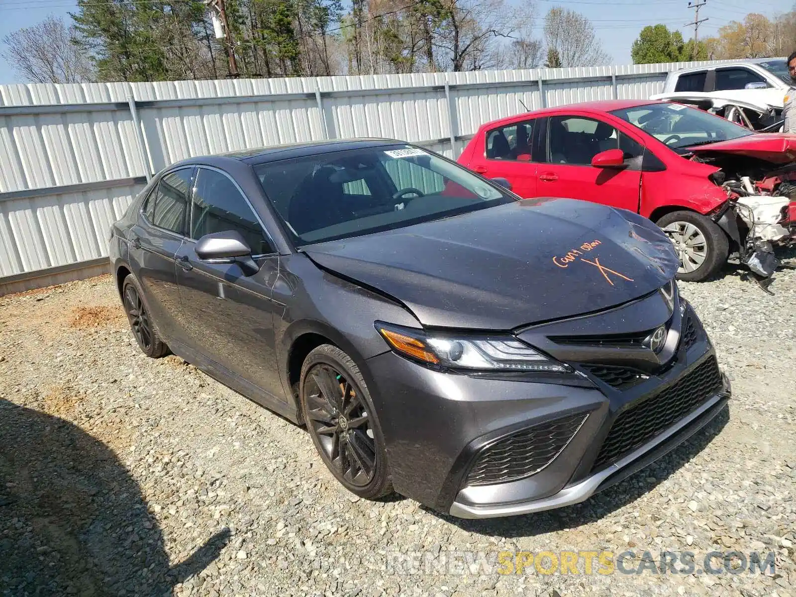 1 Photograph of a damaged car 4T1K61AK6MU520257 TOYOTA CAMRY 2021