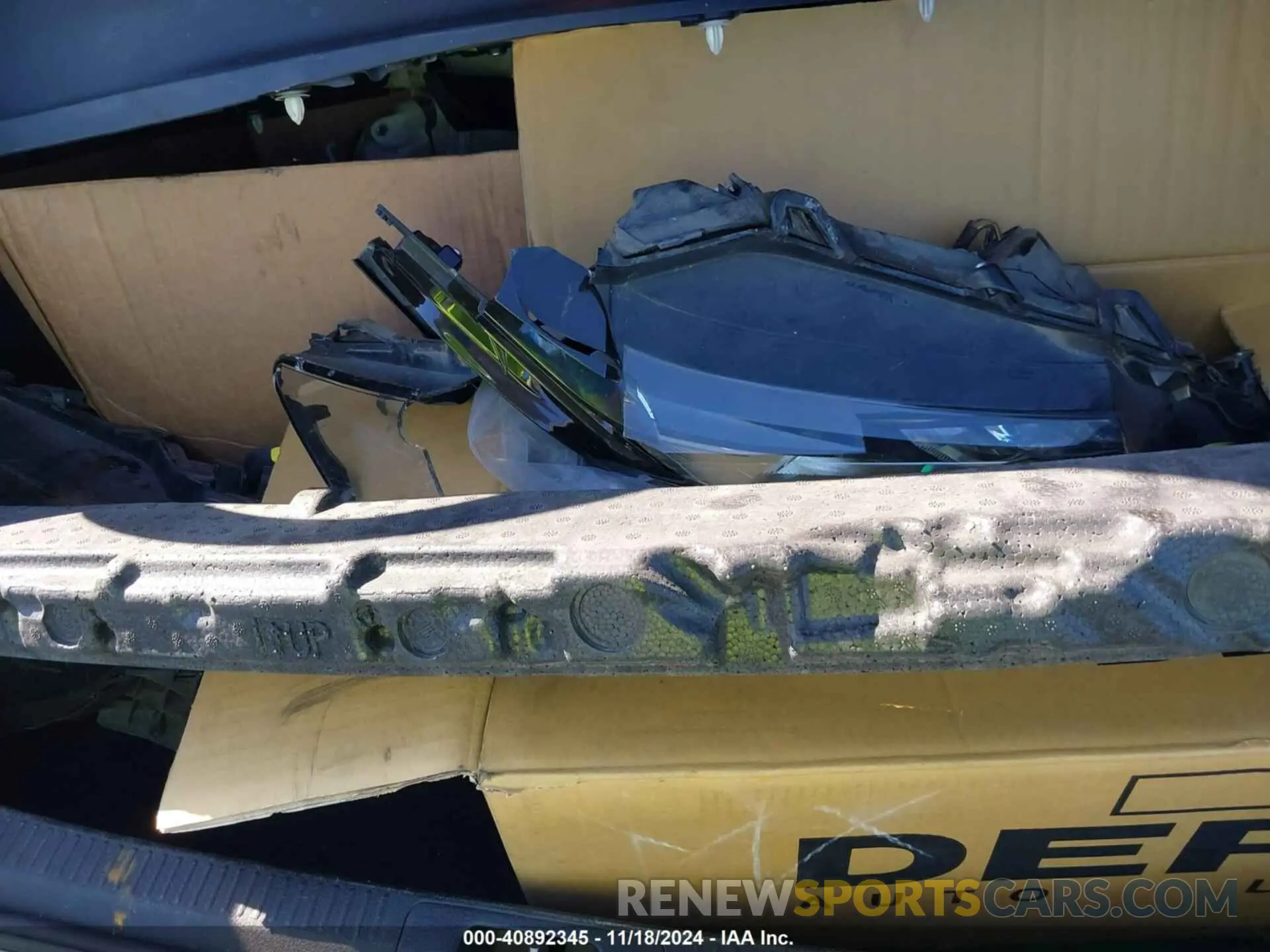18 Photograph of a damaged car 4T1K61AK6MU535468 TOYOTA CAMRY 2021