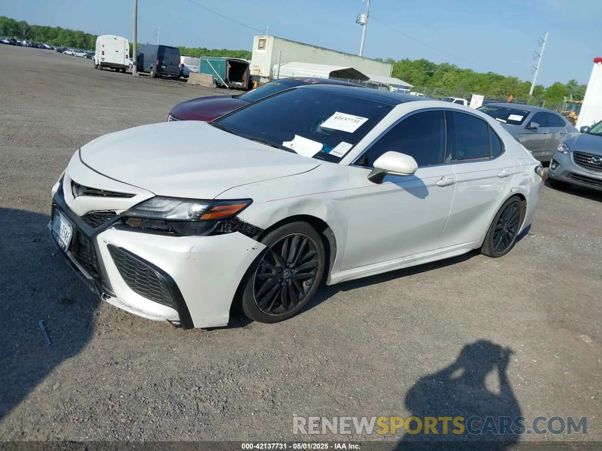 2 Photograph of a damaged car 4T1K61AK6MU557874 TOYOTA CAMRY 2021