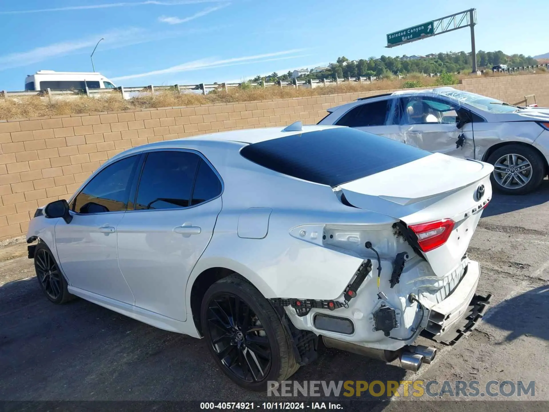 15 Photograph of a damaged car 4T1K61AK6MU578210 TOYOTA CAMRY 2021