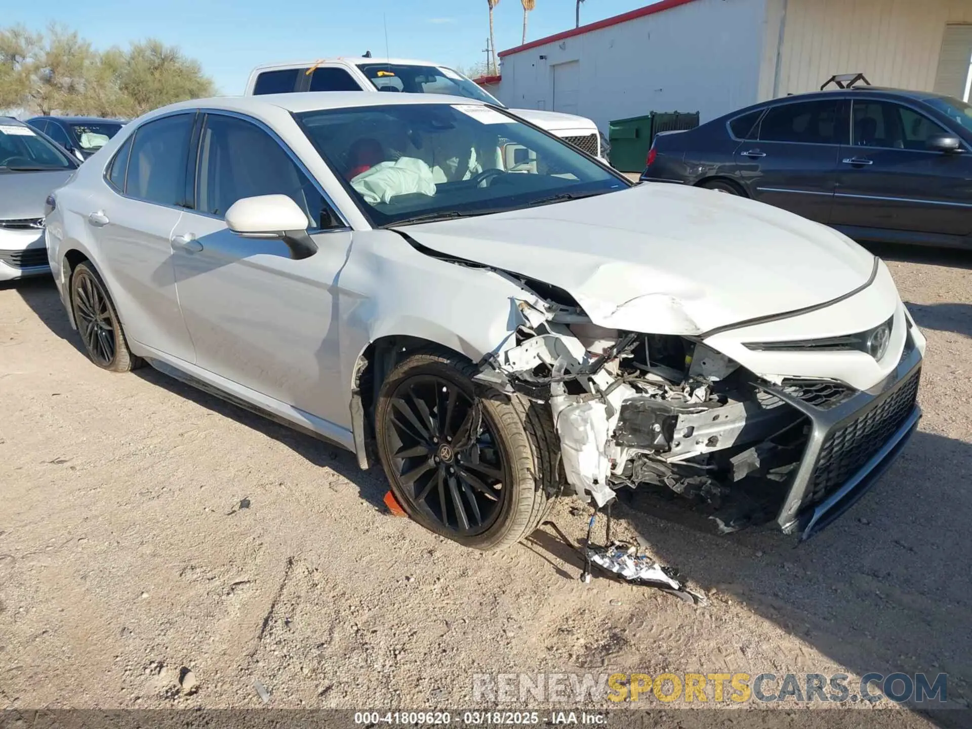 1 Photograph of a damaged car 4T1K61AK6MU589787 TOYOTA CAMRY 2021