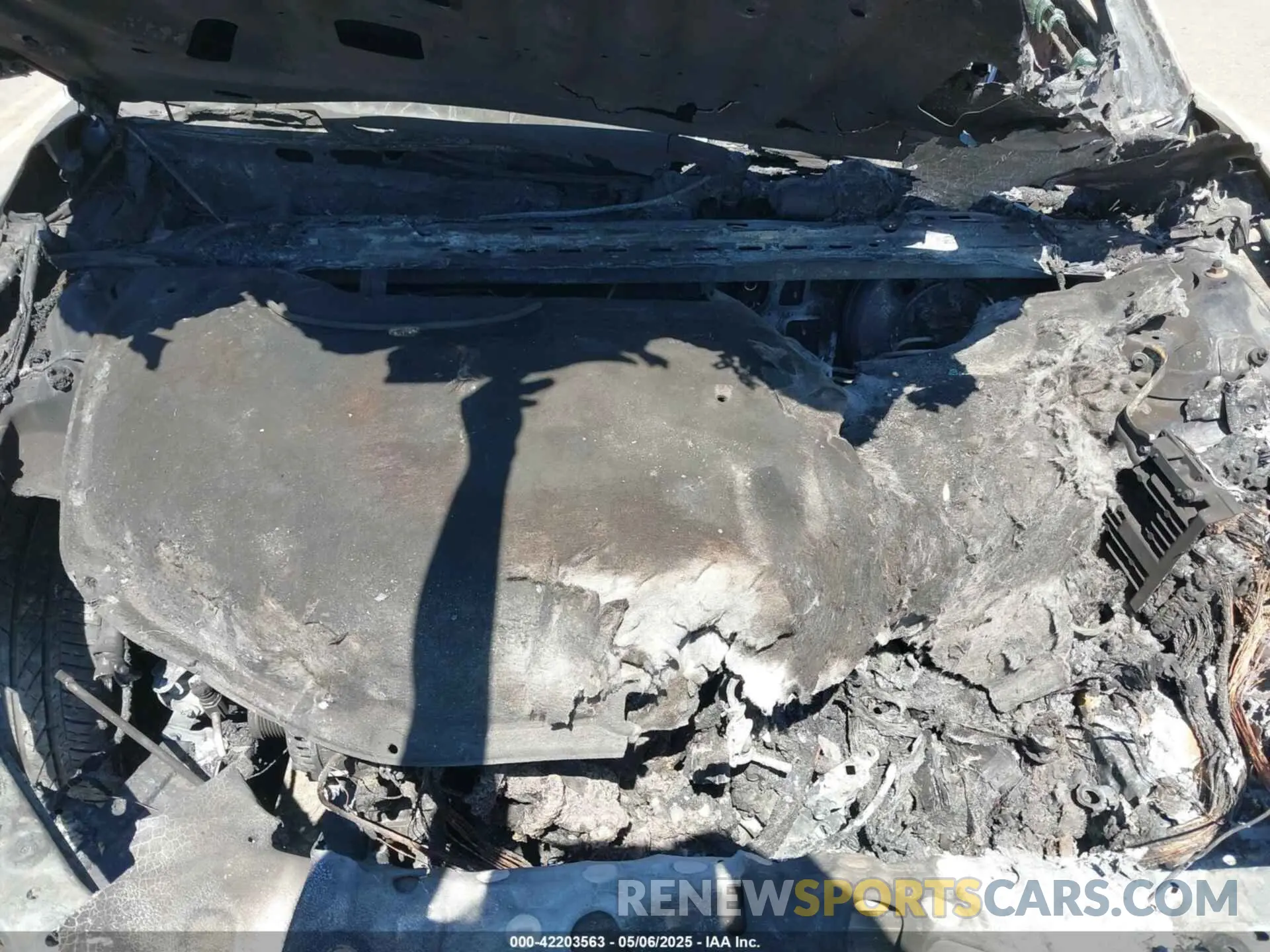 10 Photograph of a damaged car 4T1K61AK6MU590079 TOYOTA CAMRY 2021