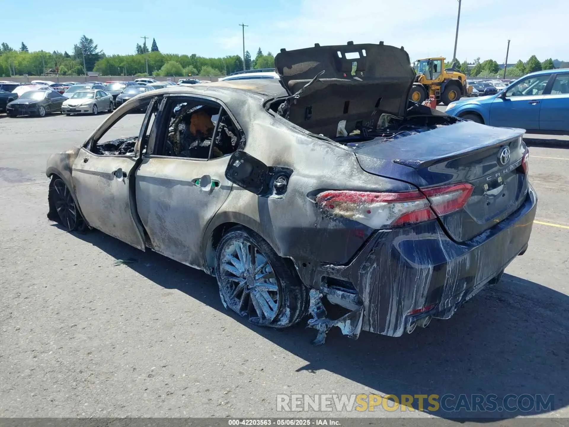 3 Photograph of a damaged car 4T1K61AK6MU590079 TOYOTA CAMRY 2021