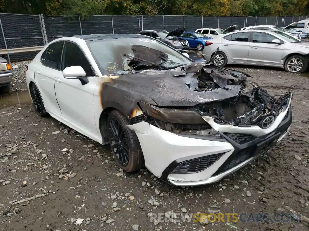 1 Photograph of a damaged car 4T1K61AK7MU427537 TOYOTA CAMRY 2021