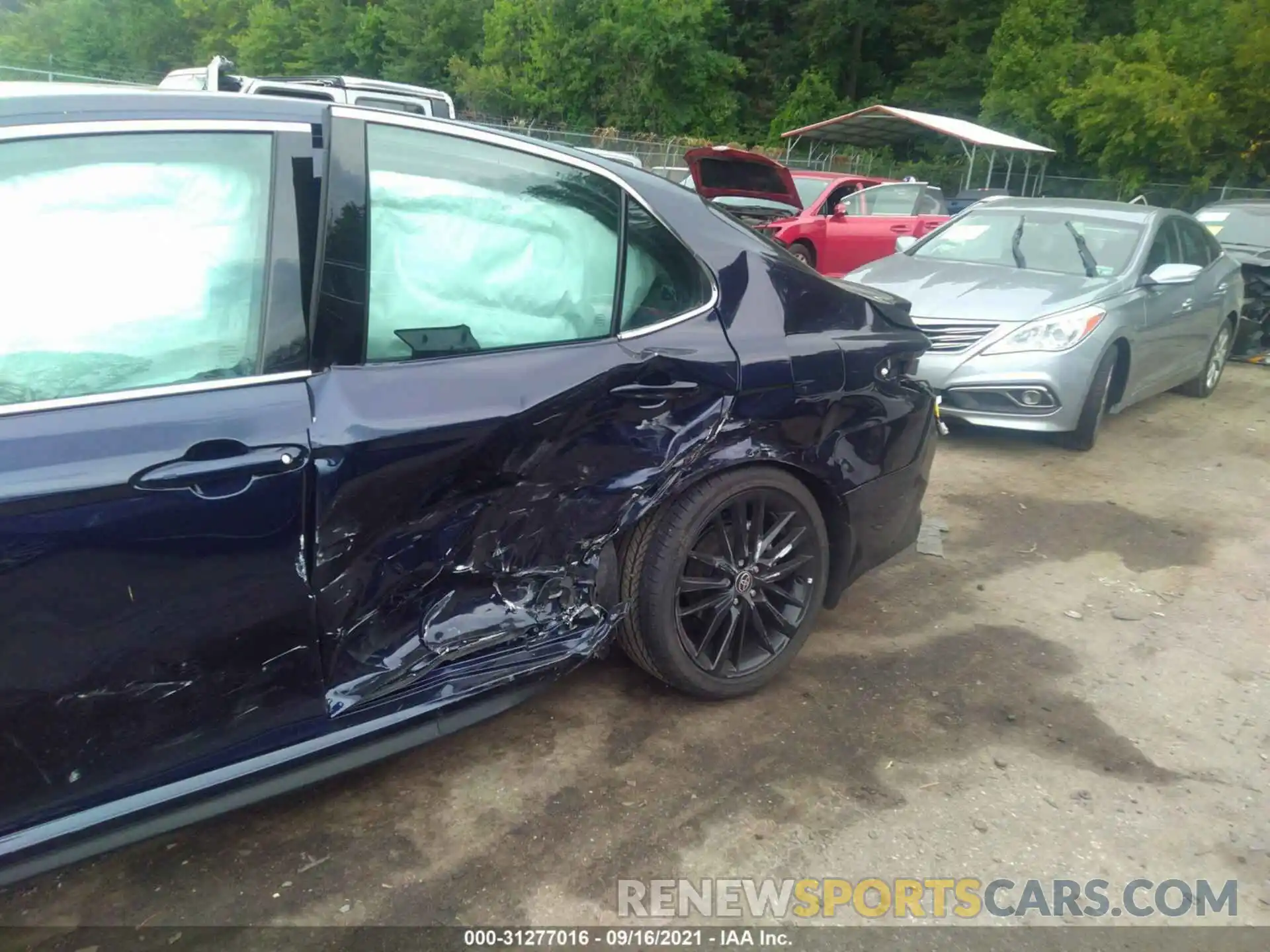 6 Photograph of a damaged car 4T1K61AK7MU437579 TOYOTA CAMRY 2021