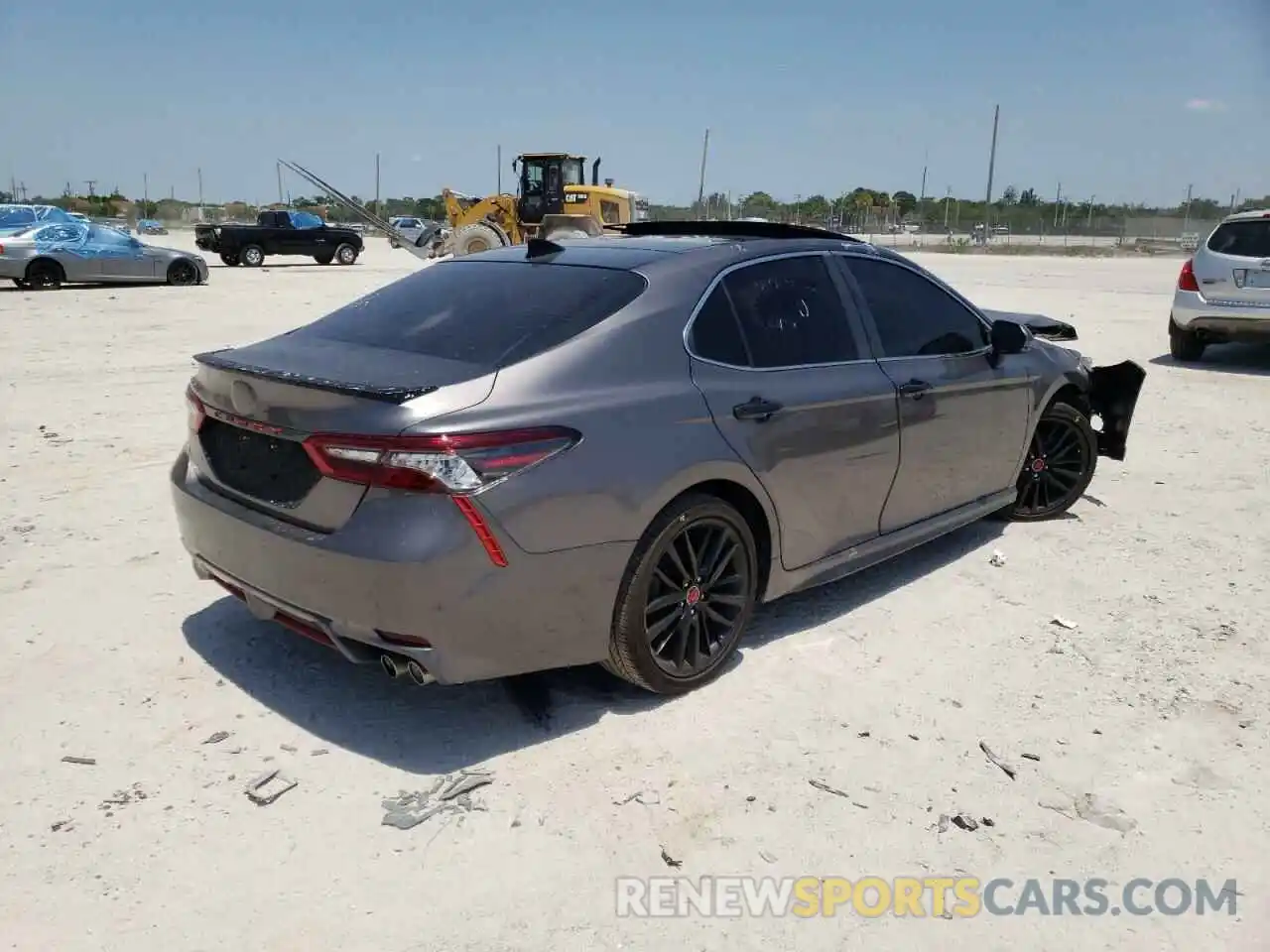 4 Photograph of a damaged car 4T1K61AK7MU445133 TOYOTA CAMRY 2021