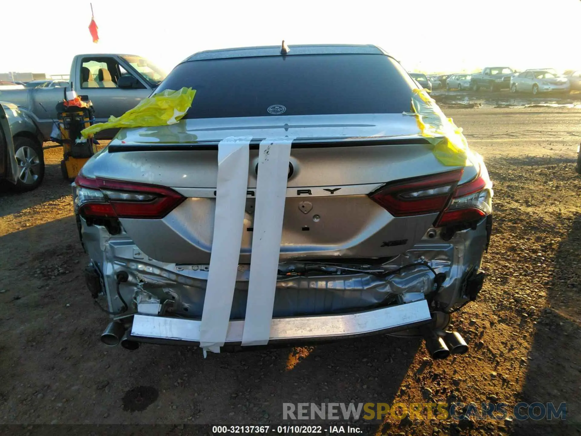 6 Photograph of a damaged car 4T1K61AK7MU454222 TOYOTA CAMRY 2021