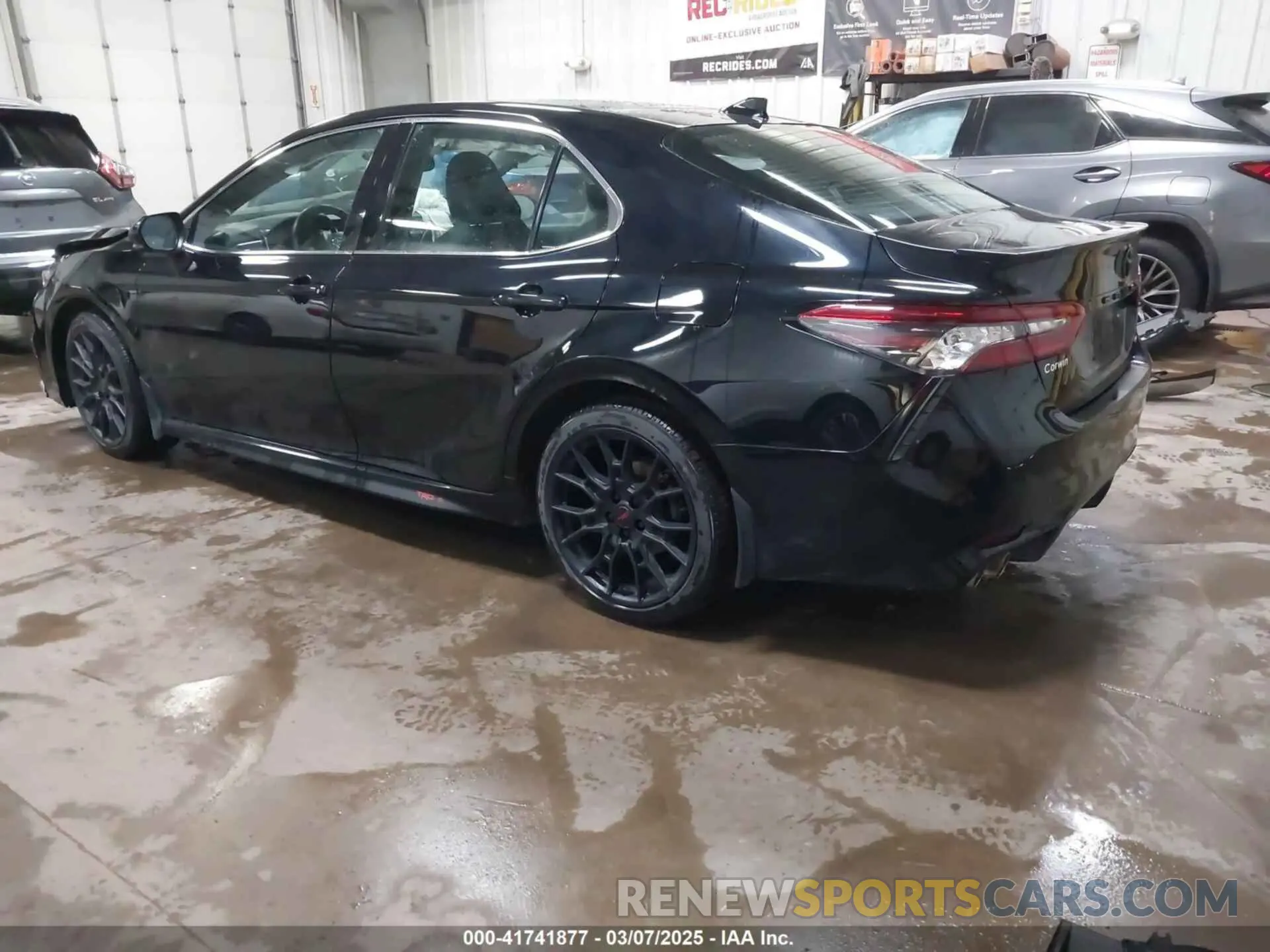 3 Photograph of a damaged car 4T1K61AK7MU463115 TOYOTA CAMRY 2021