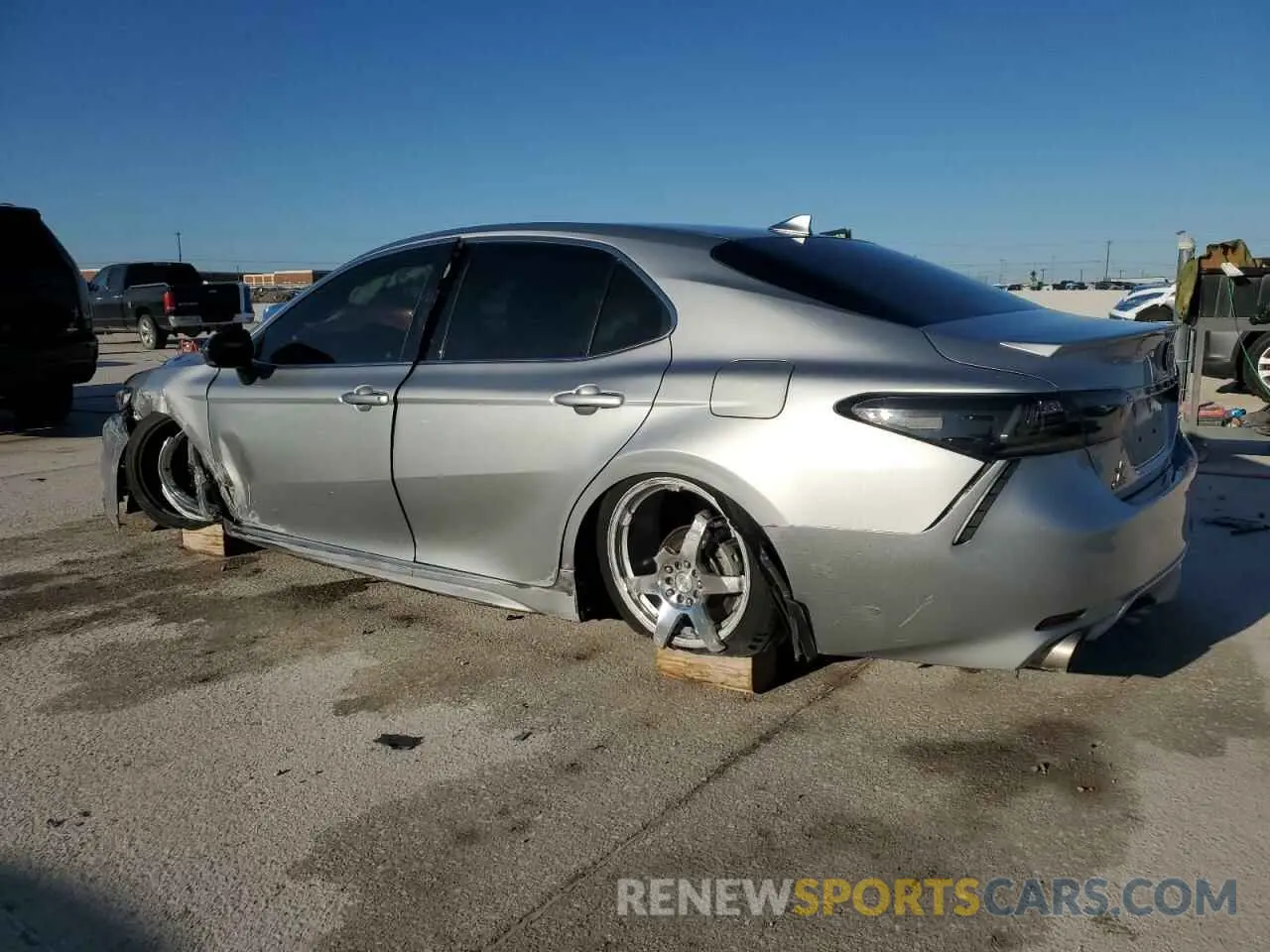 2 Photograph of a damaged car 4T1K61AK7MU496714 TOYOTA CAMRY 2021