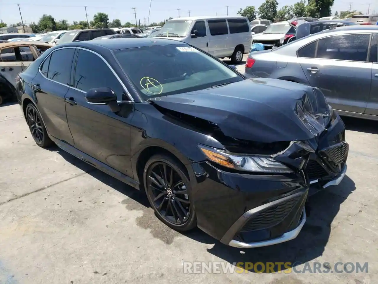 1 Photograph of a damaged car 4T1K61AK7MU547922 TOYOTA CAMRY 2021