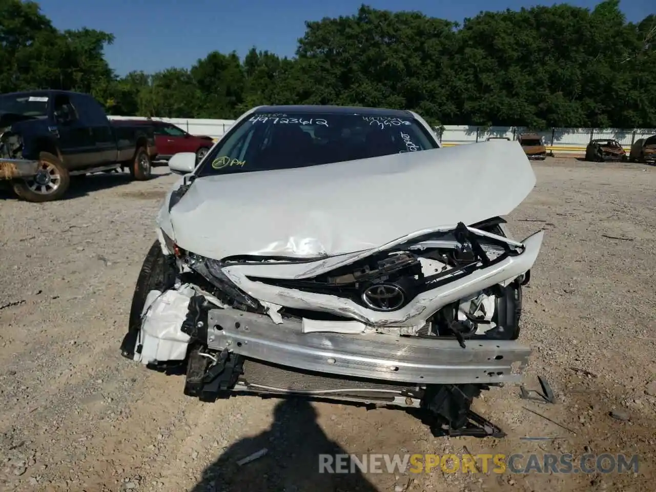 9 Photograph of a damaged car 4T1K61AK8MU403506 TOYOTA CAMRY 2021