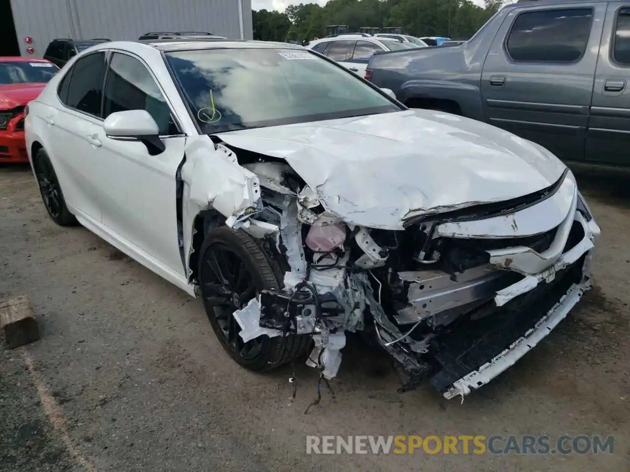 1 Photograph of a damaged car 4T1K61AK8MU422380 TOYOTA CAMRY 2021