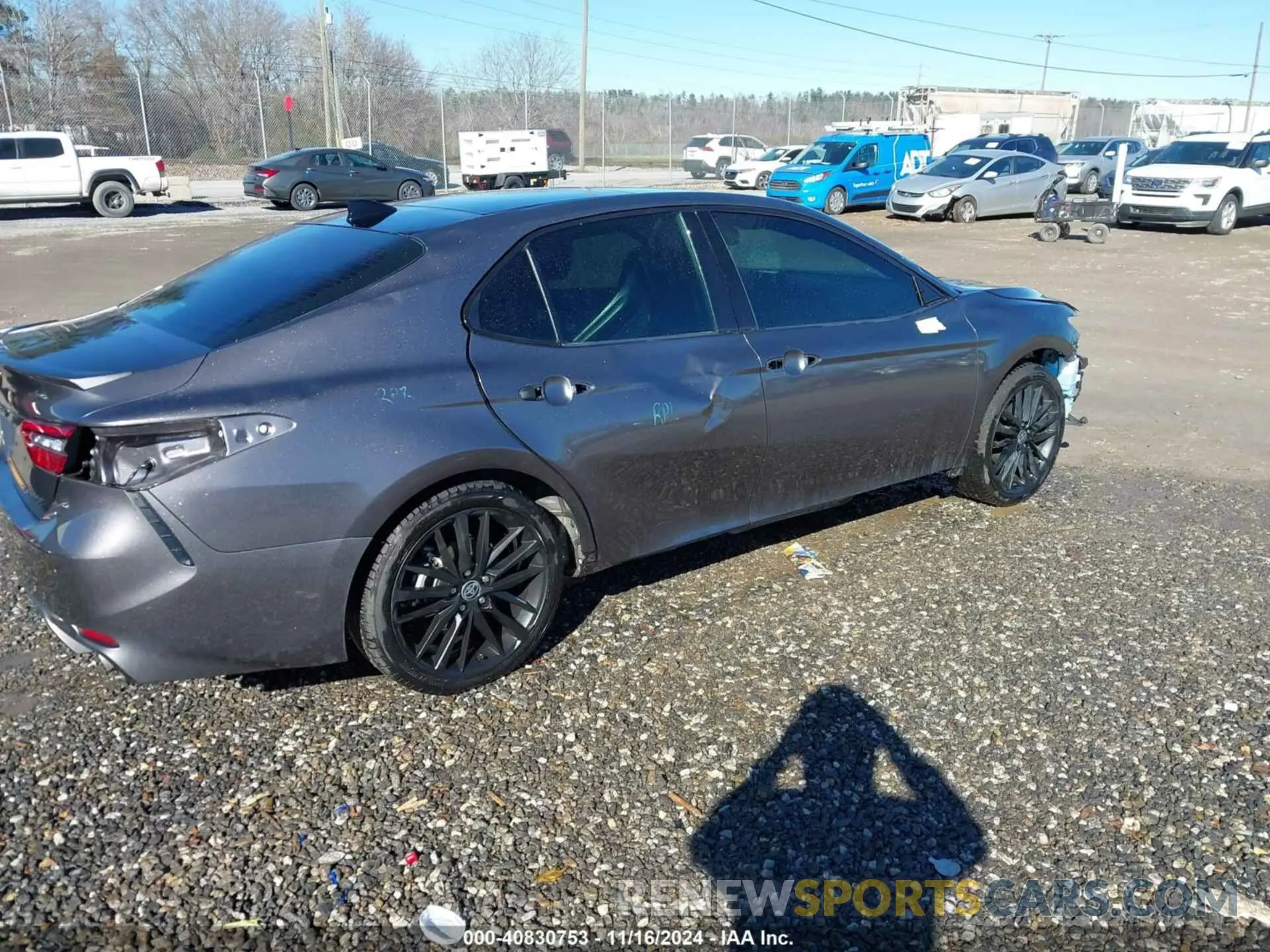 4 Photograph of a damaged car 4T1K61AK8MU434996 TOYOTA CAMRY 2021