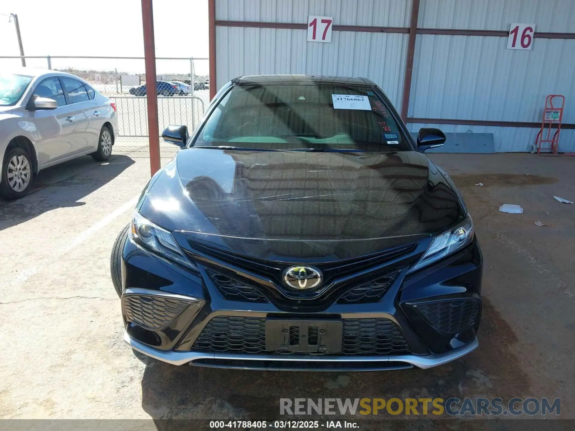12 Photograph of a damaged car 4T1K61AK8MU460661 TOYOTA CAMRY 2021