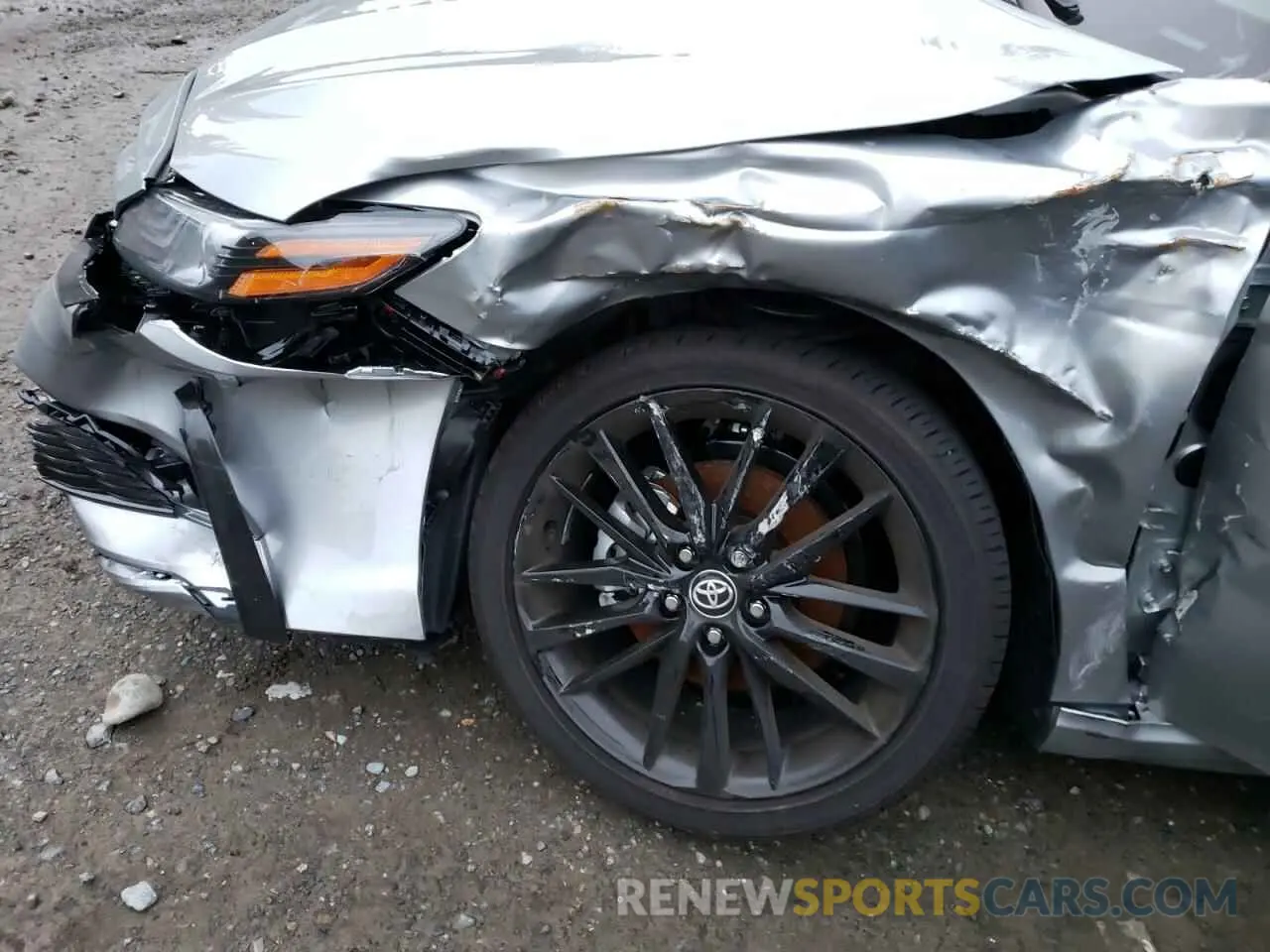 9 Photograph of a damaged car 4T1K61AK8MU490808 TOYOTA CAMRY 2021