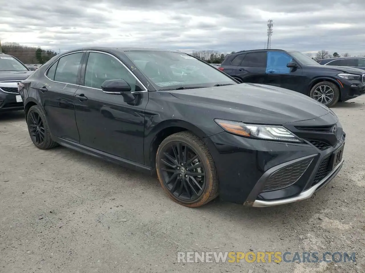 4 Photograph of a damaged car 4T1K61AK8MU555057 TOYOTA CAMRY 2021