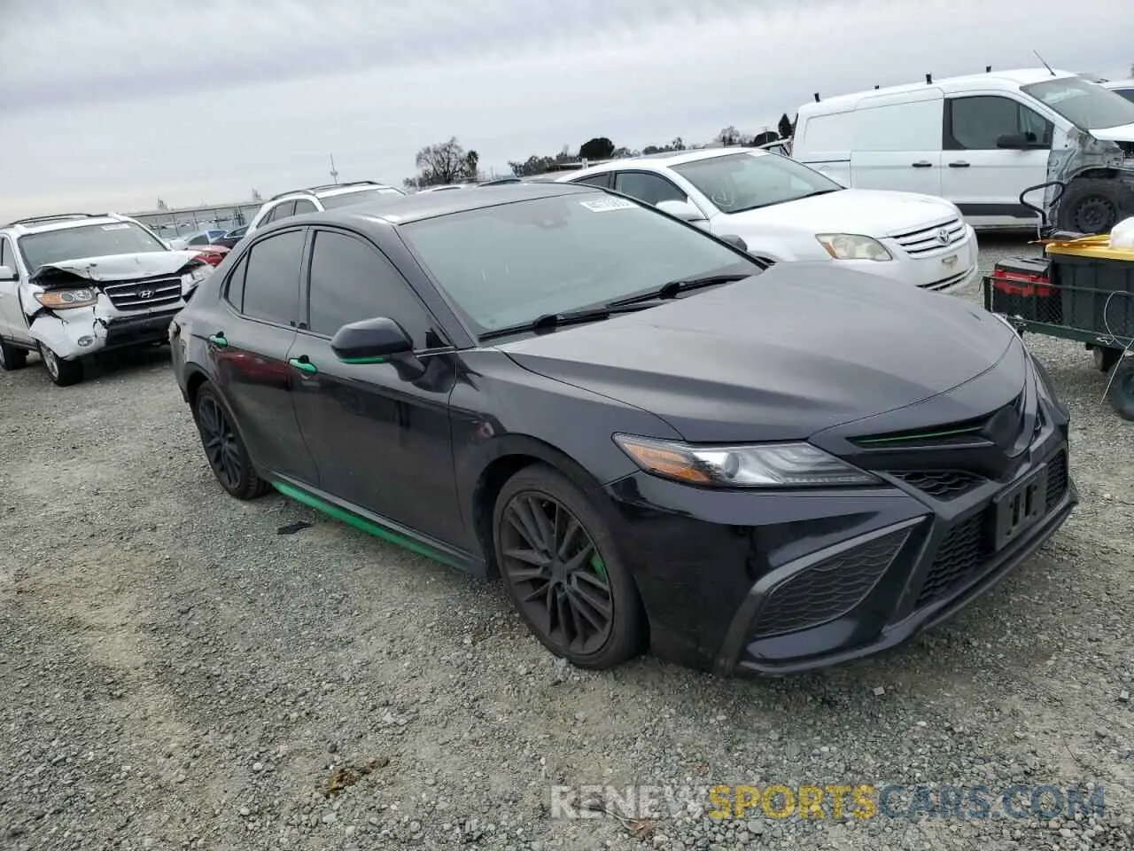 4 Photograph of a damaged car 4T1K61AK8MU588558 TOYOTA CAMRY 2021