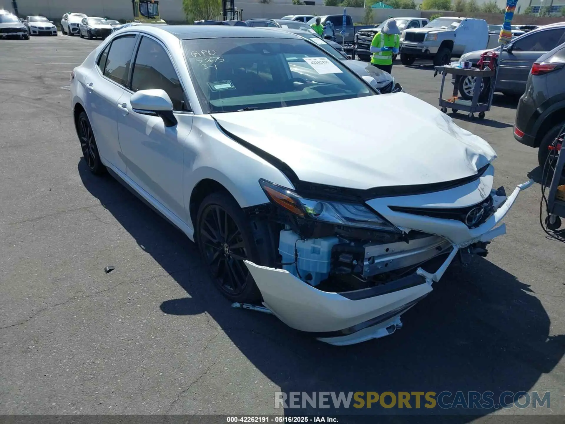 1 Photograph of a damaged car 4T1K61AK8MU591962 TOYOTA CAMRY 2021