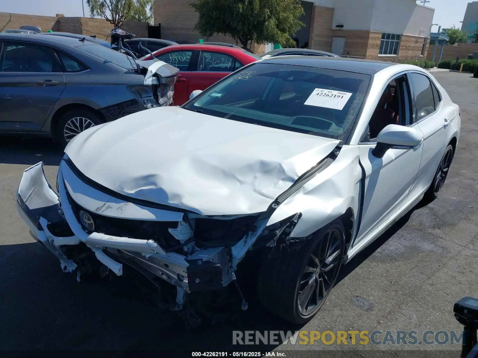 2 Photograph of a damaged car 4T1K61AK8MU591962 TOYOTA CAMRY 2021