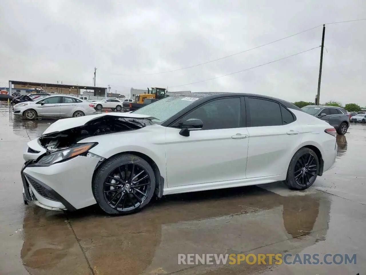 1 Photograph of a damaged car 4T1K61AK9MU405619 TOYOTA CAMRY 2021