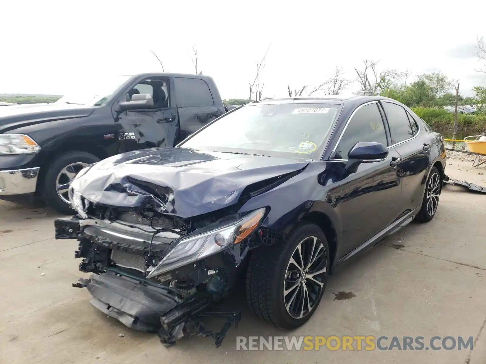 2 Photograph of a damaged car 4T1K61AK9MU422100 TOYOTA CAMRY 2021