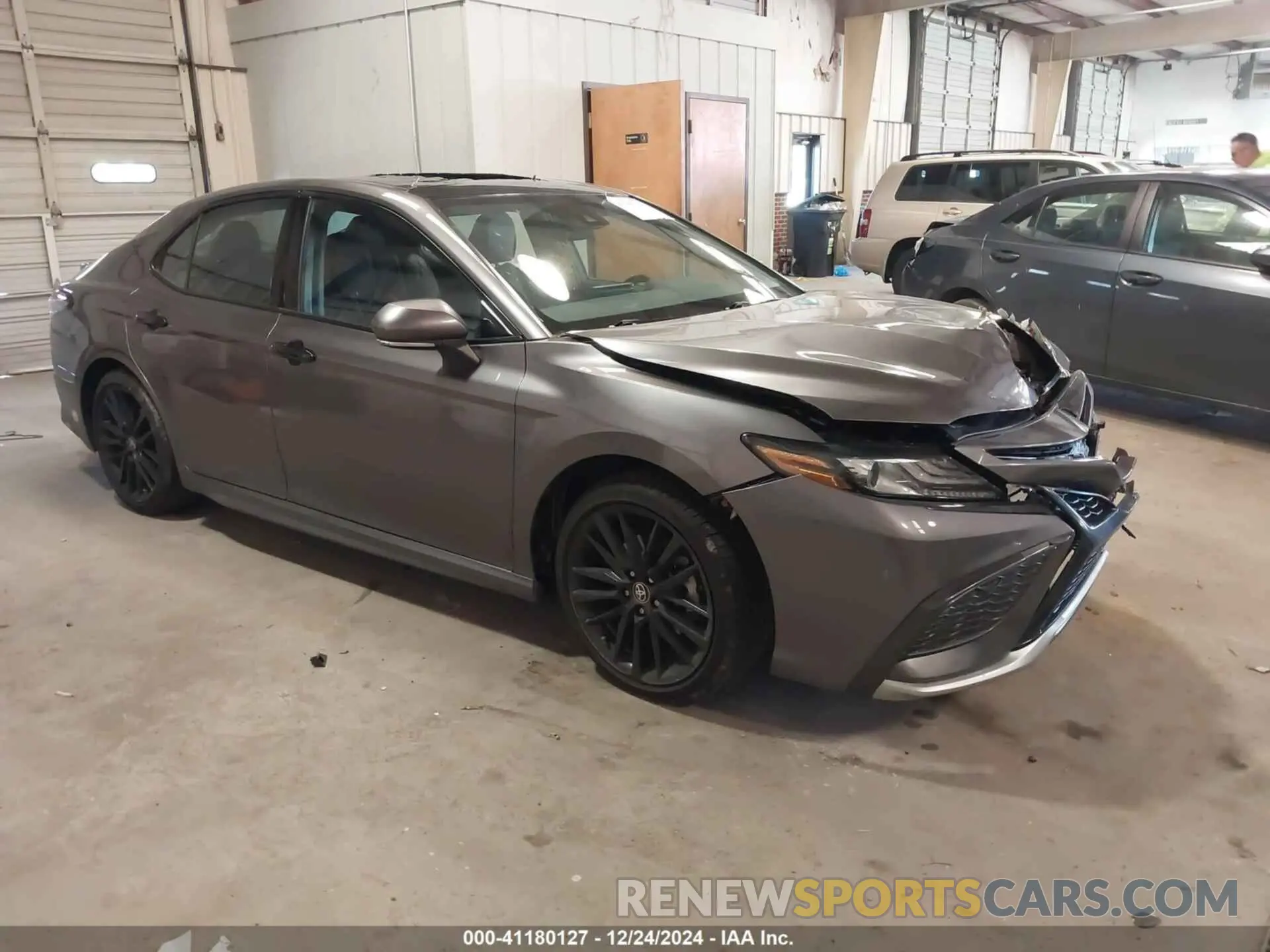 1 Photograph of a damaged car 4T1K61AK9MU425871 TOYOTA CAMRY 2021