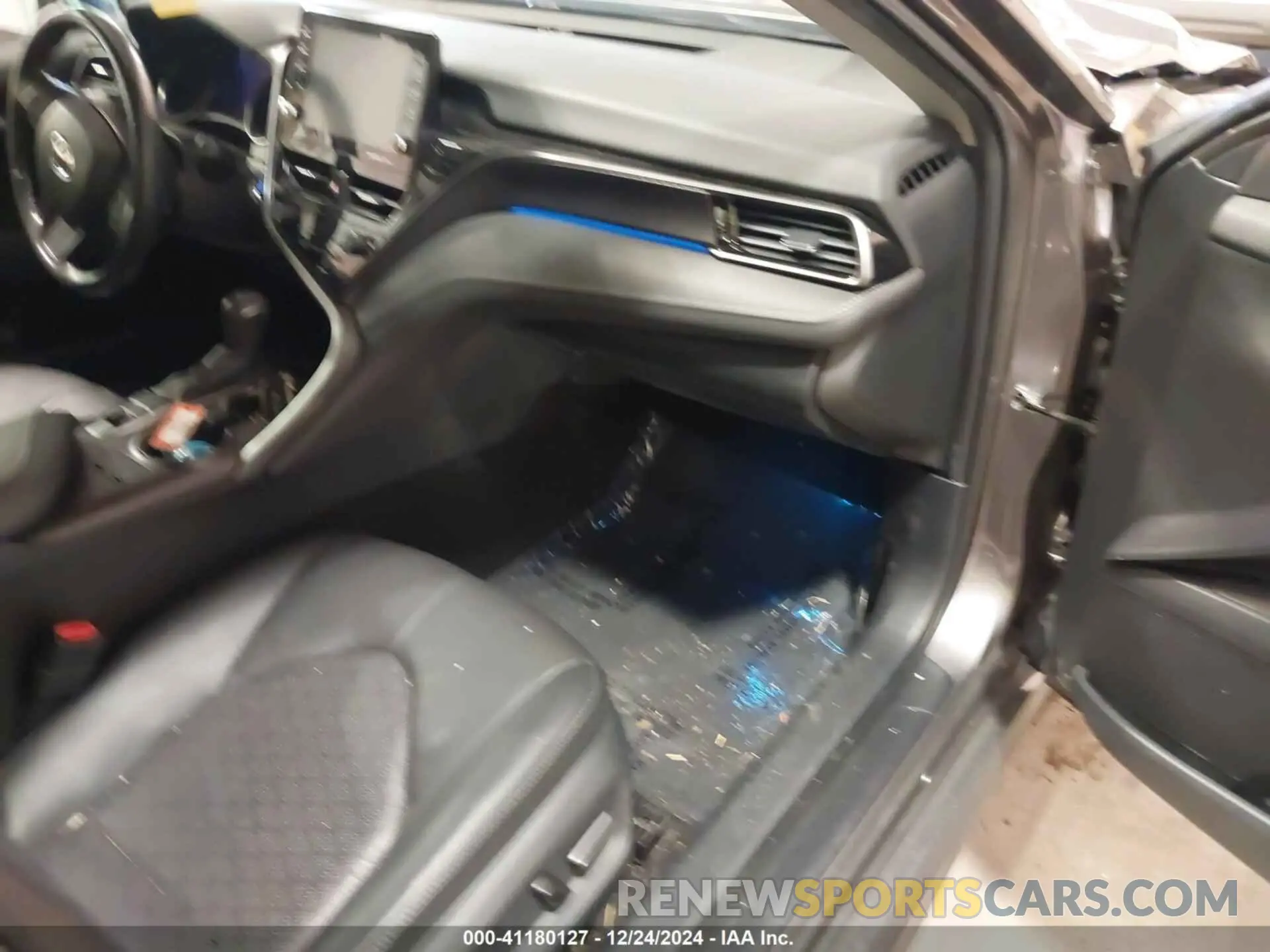 5 Photograph of a damaged car 4T1K61AK9MU425871 TOYOTA CAMRY 2021