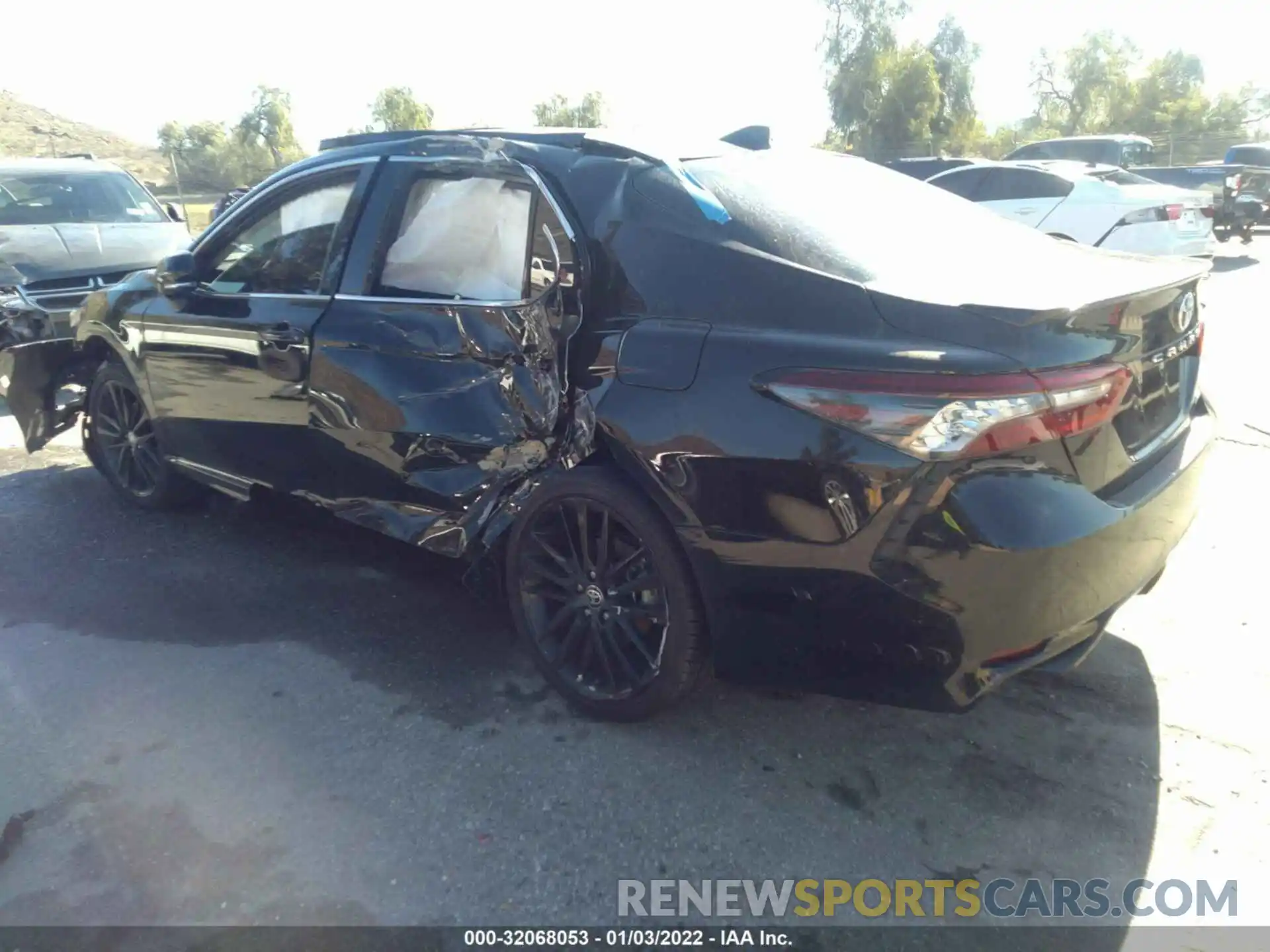 3 Photograph of a damaged car 4T1K61AK9MU431167 TOYOTA CAMRY 2021