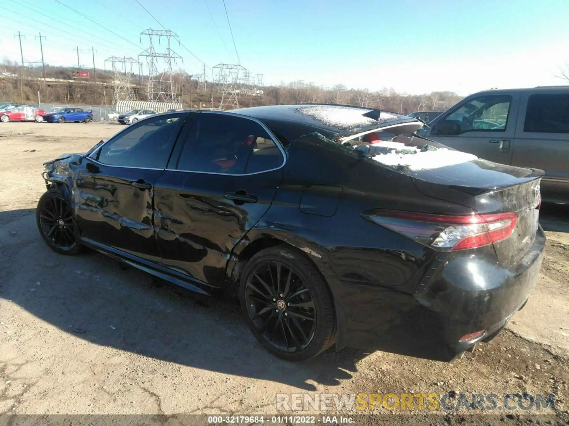 3 Photograph of a damaged car 4T1K61AK9MU441262 TOYOTA CAMRY 2021