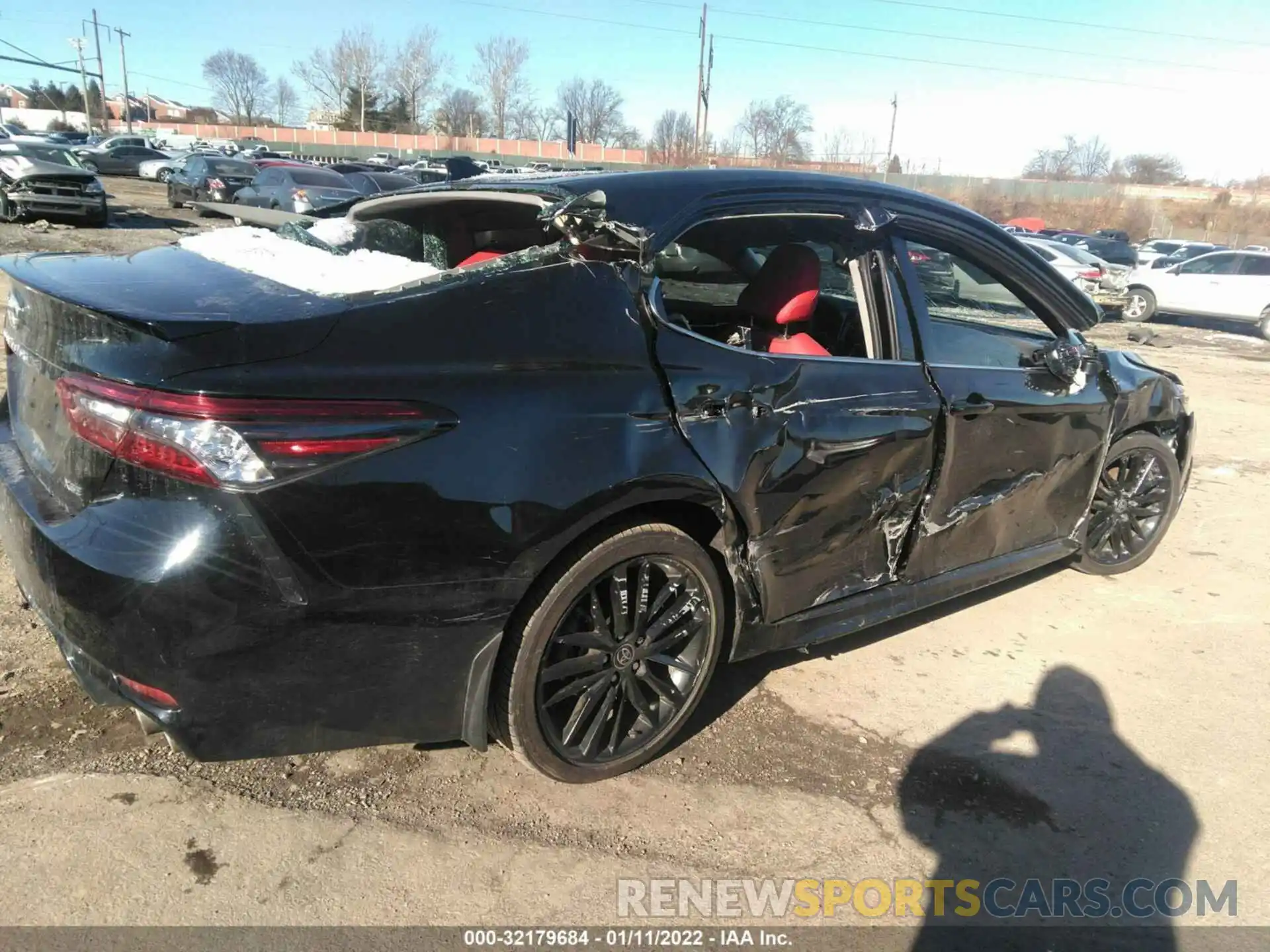 4 Photograph of a damaged car 4T1K61AK9MU441262 TOYOTA CAMRY 2021