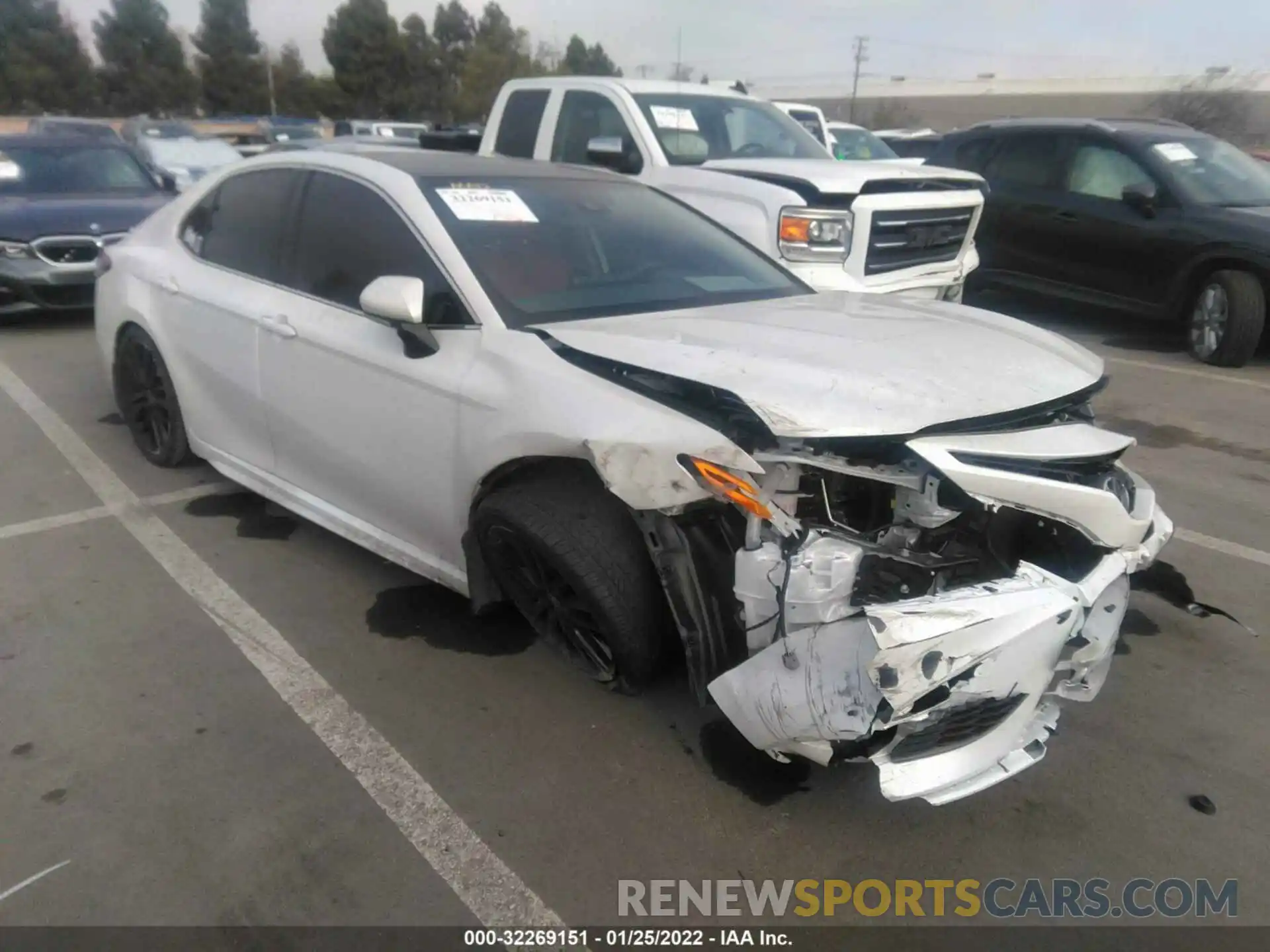 1 Photograph of a damaged car 4T1K61AK9MU474813 TOYOTA CAMRY 2021