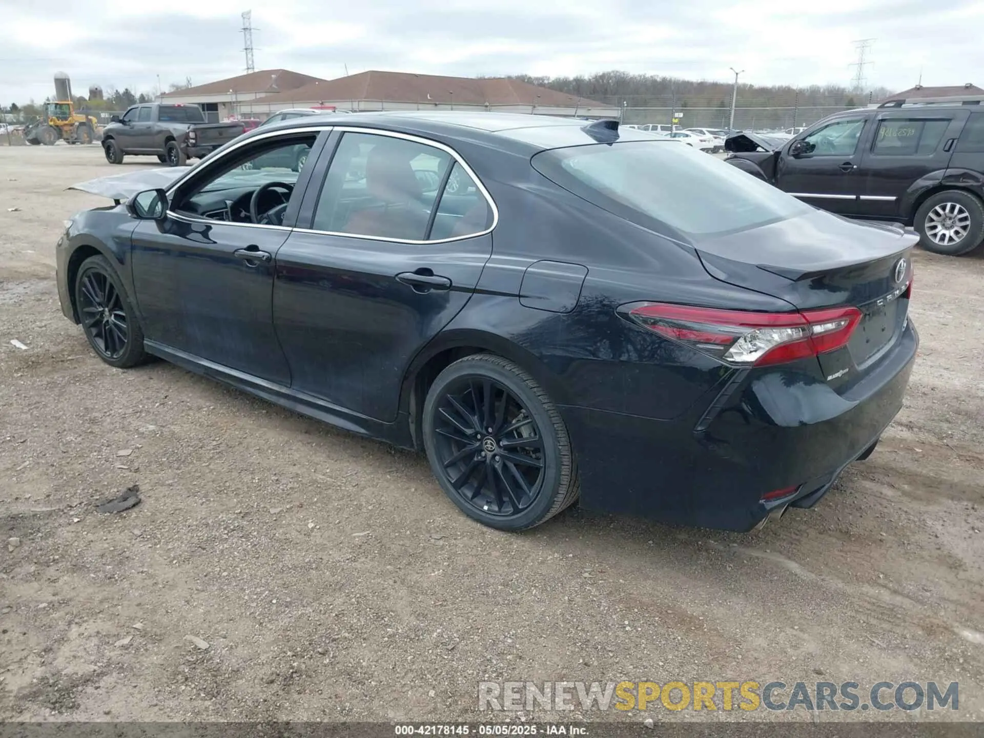 3 Photograph of a damaged car 4T1K61AK9MU477727 TOYOTA CAMRY 2021