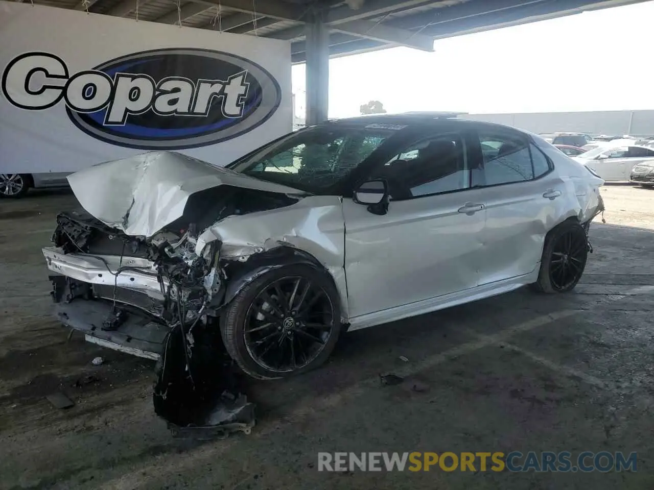 1 Photograph of a damaged car 4T1K61AK9MU482880 TOYOTA CAMRY 2021