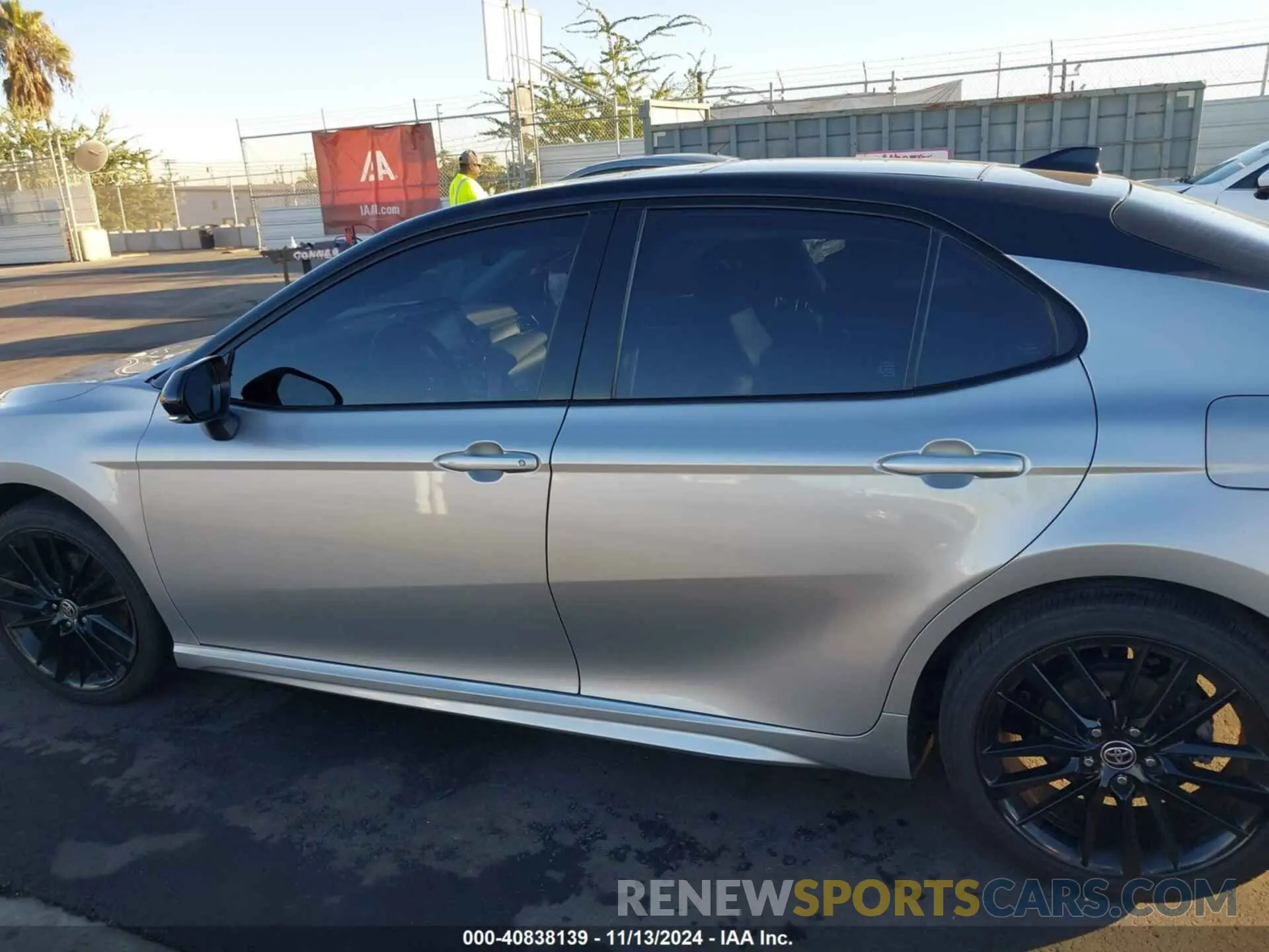 14 Photograph of a damaged car 4T1K61AK9MU485424 TOYOTA CAMRY 2021
