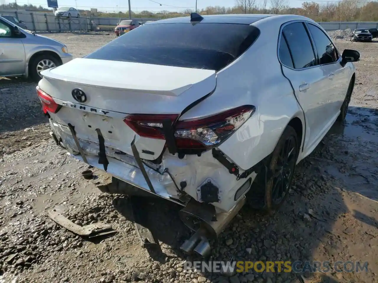 4 Photograph of a damaged car 4T1K61AK9MU576788 TOYOTA CAMRY 2021