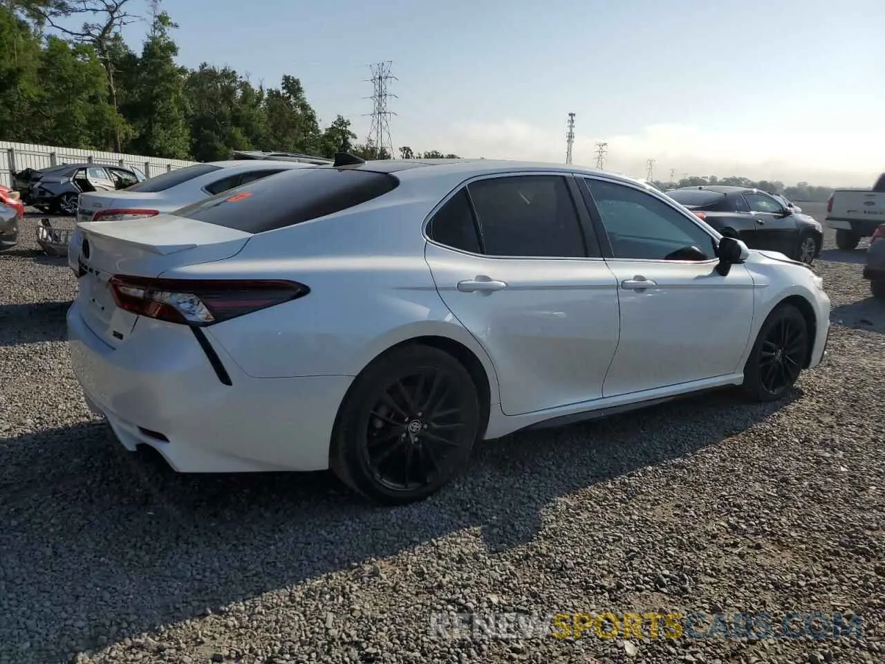 3 Photograph of a damaged car 4T1K61AK9MU599892 TOYOTA CAMRY 2021