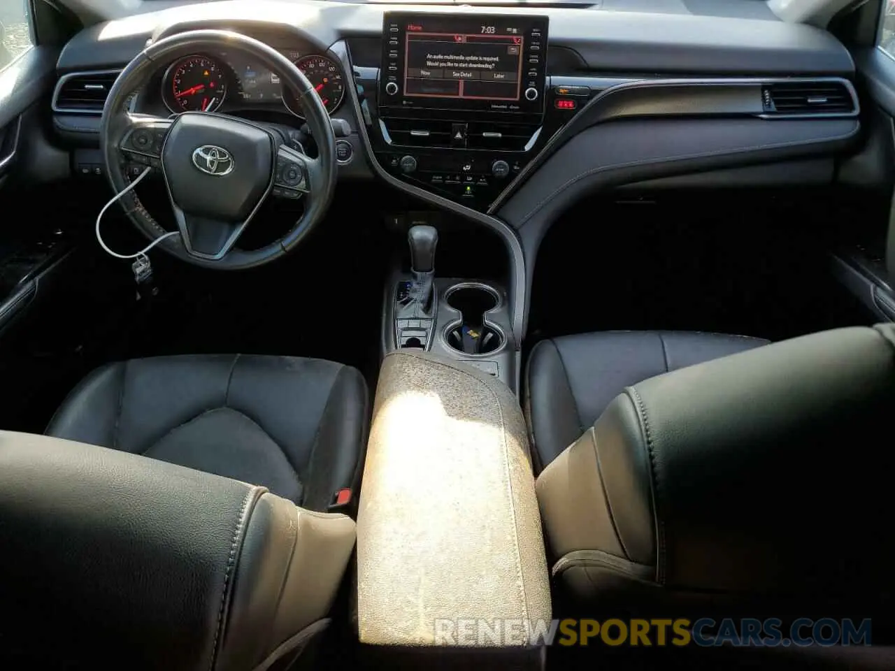 8 Photograph of a damaged car 4T1K61AK9MU599892 TOYOTA CAMRY 2021