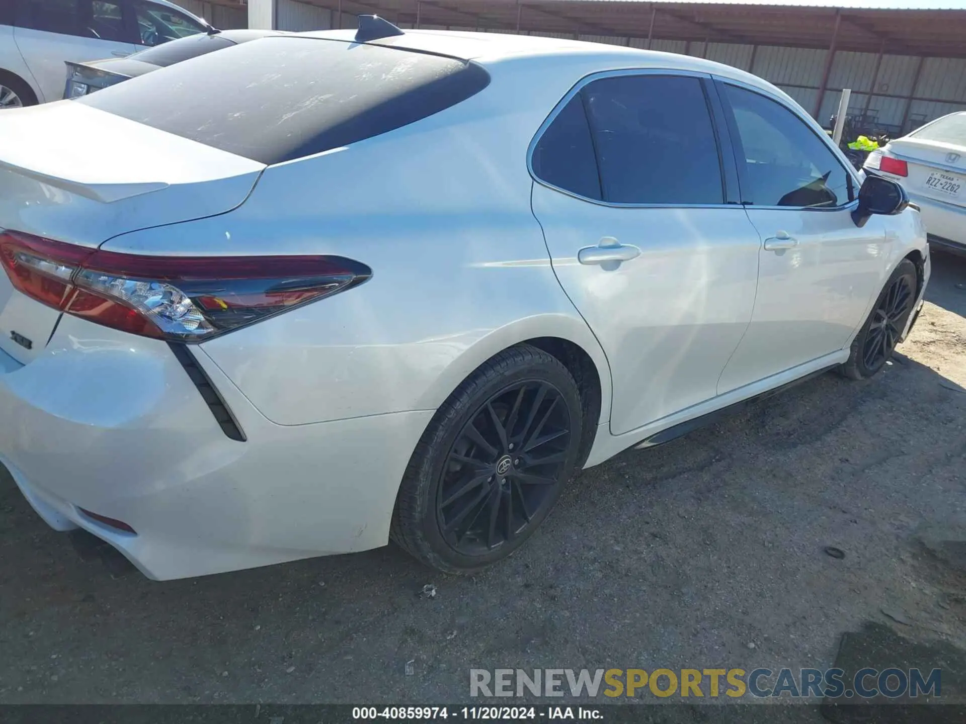 4 Photograph of a damaged car 4T1K61AK9MU610390 TOYOTA CAMRY 2021
