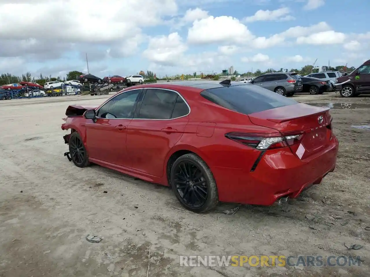 2 Photograph of a damaged car 4T1K61AKXMU436944 TOYOTA CAMRY 2021