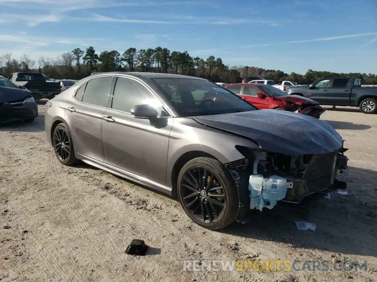 4 Photograph of a damaged car 4T1K61AKXMU438354 TOYOTA CAMRY 2021