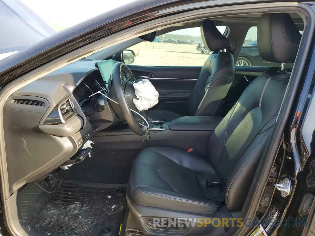 7 Photograph of a damaged car 4T1K61AKXMU439570 TOYOTA CAMRY 2021