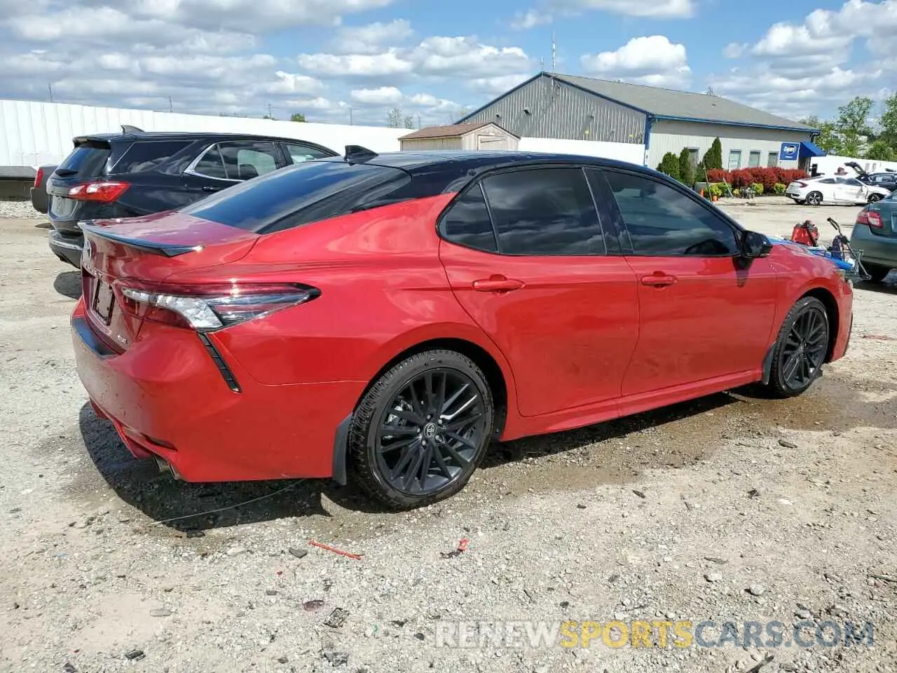 3 Photograph of a damaged car 4T1K61AKXMU465067 TOYOTA CAMRY 2021