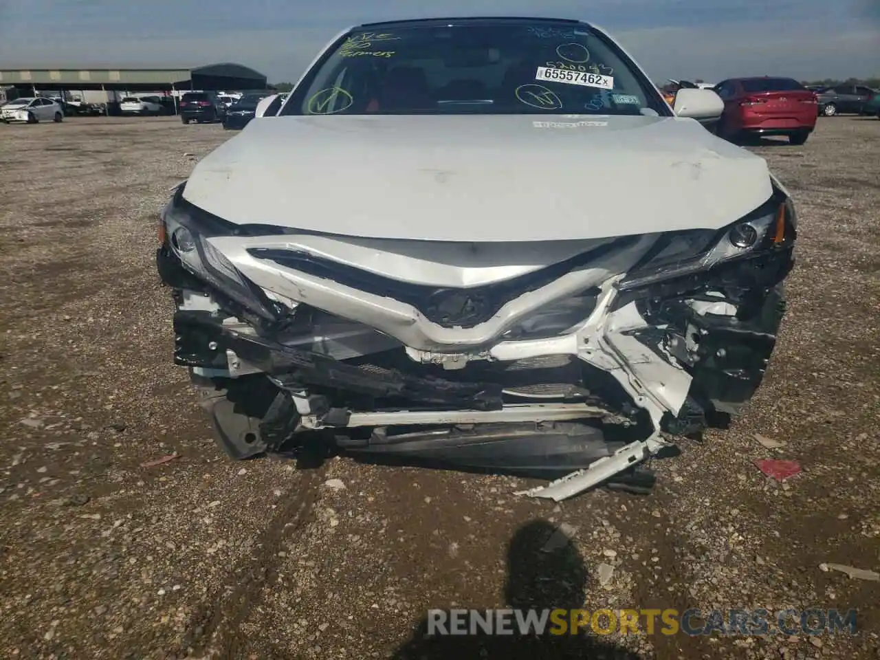 9 Photograph of a damaged car 4T1K61AKXMU520083 TOYOTA CAMRY 2021