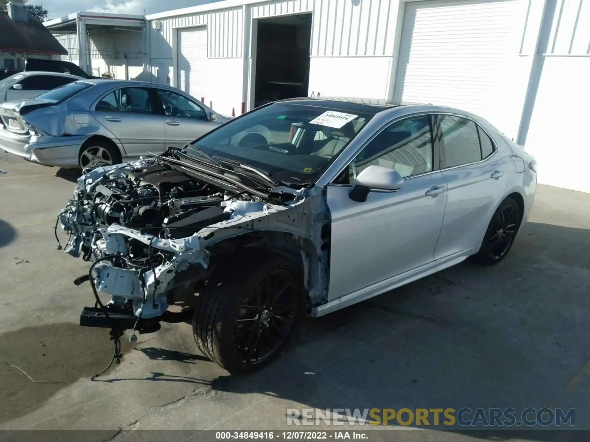 2 Photograph of a damaged car 4T1K61AKXMU543749 TOYOTA CAMRY 2021