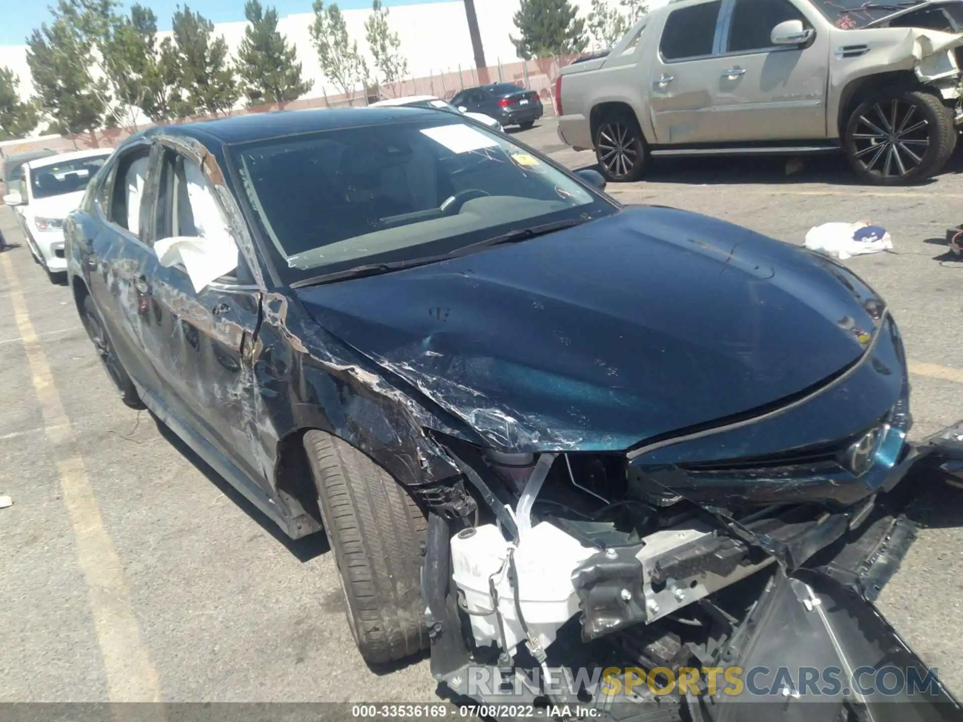 6 Photograph of a damaged car 4T1K61AKXMU567341 TOYOTA CAMRY 2021