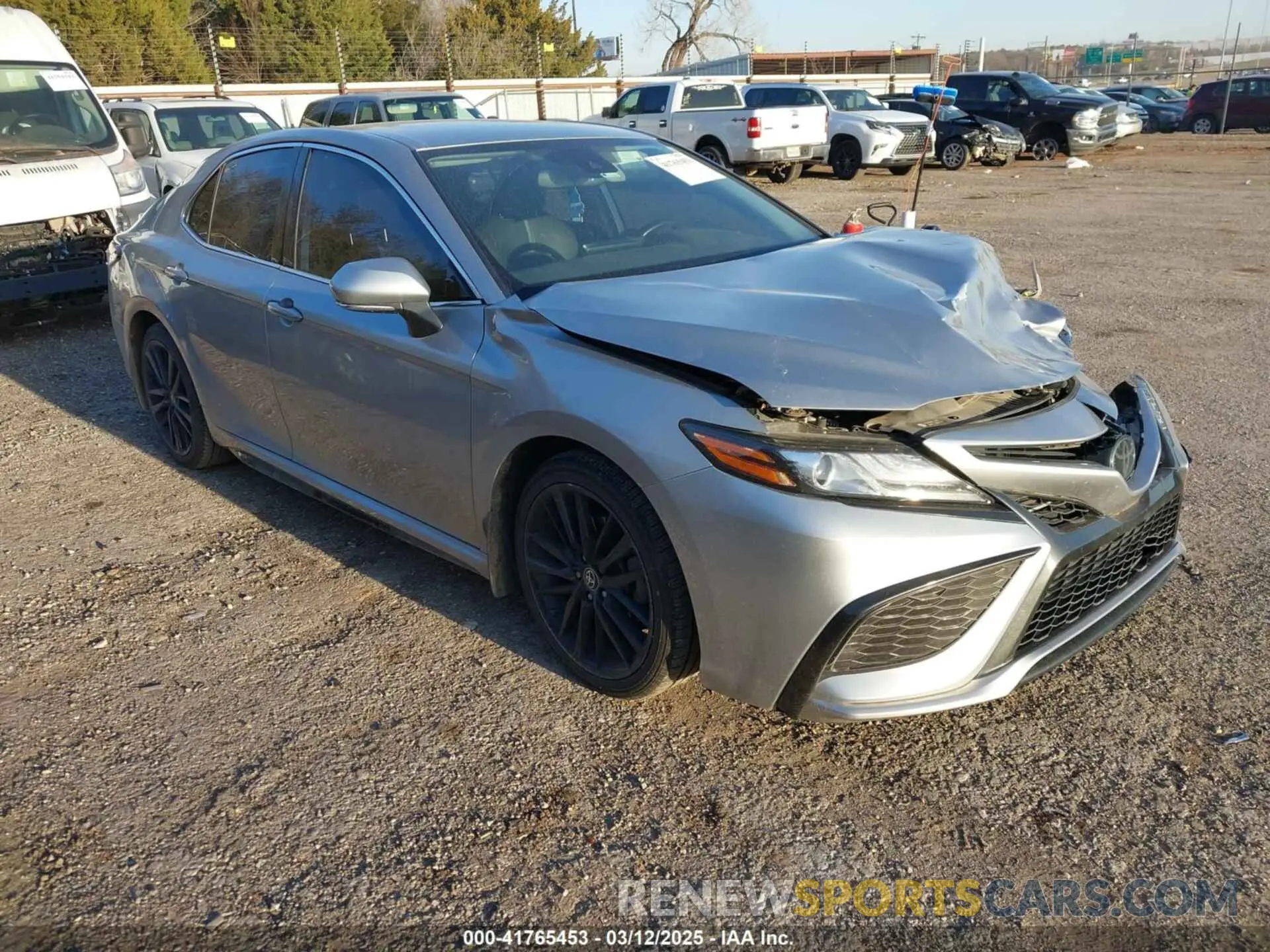 1 Photograph of a damaged car 4T1K61AKXMU575620 TOYOTA CAMRY 2021