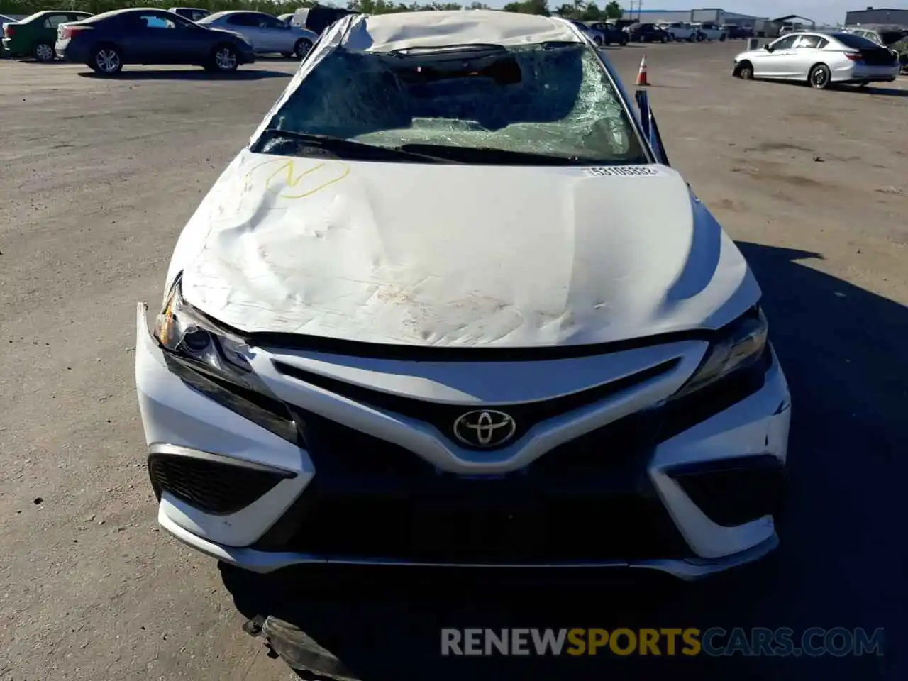 9 Photograph of a damaged car 4T1K61AKXMU587797 TOYOTA CAMRY 2021