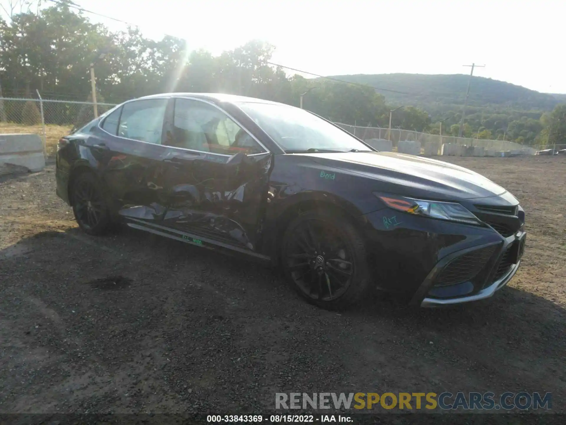 1 Photograph of a damaged car 4T1K61BK0MU021159 TOYOTA CAMRY 2021