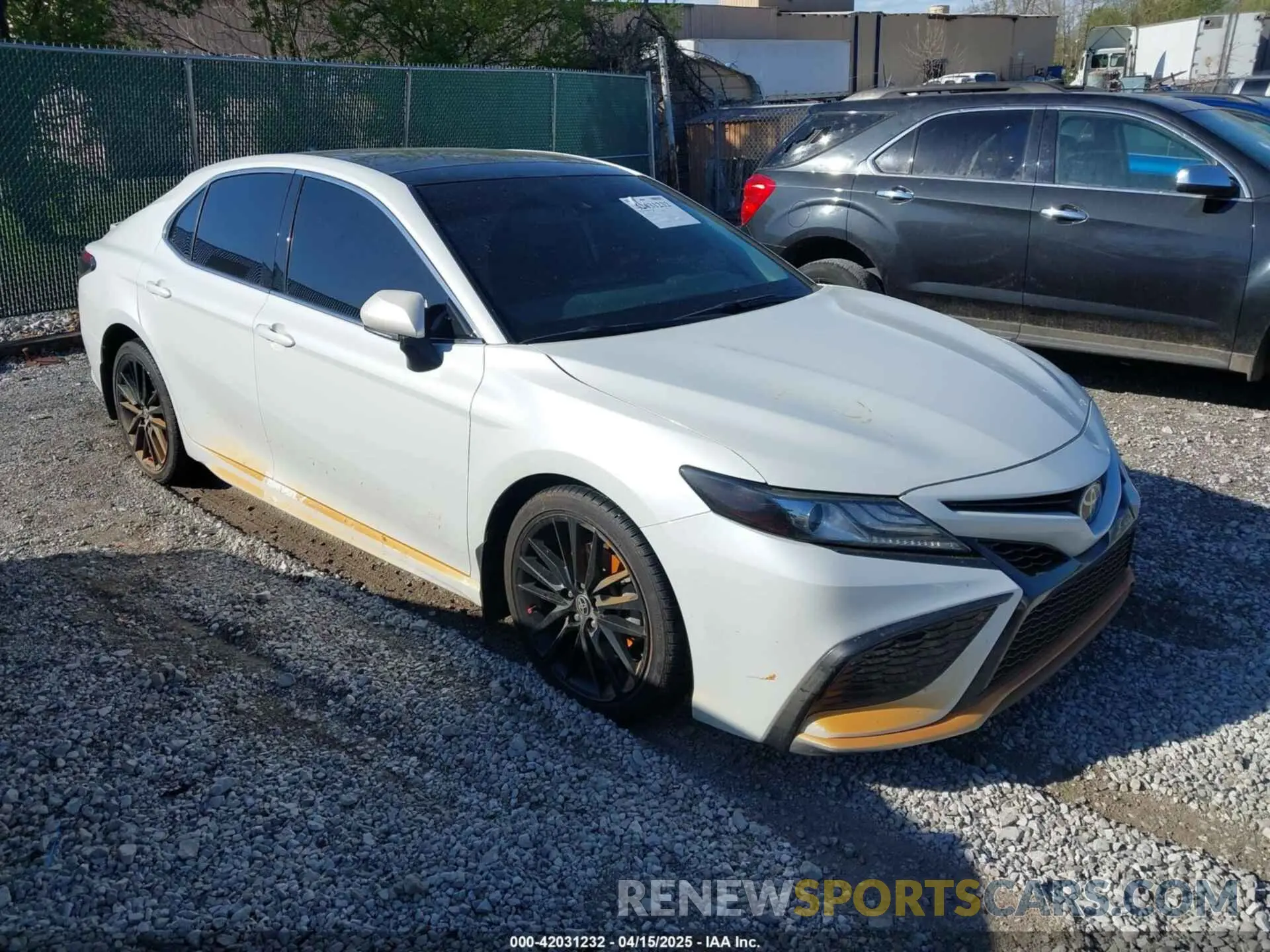 1 Photograph of a damaged car 4T1K61BK0MU036955 TOYOTA CAMRY 2021