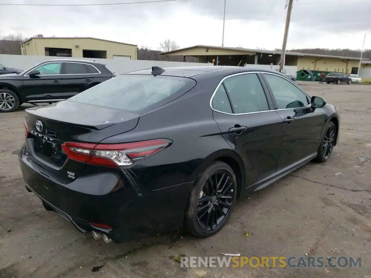 4 Photograph of a damaged car 4T1K61BK0MU039869 TOYOTA CAMRY 2021